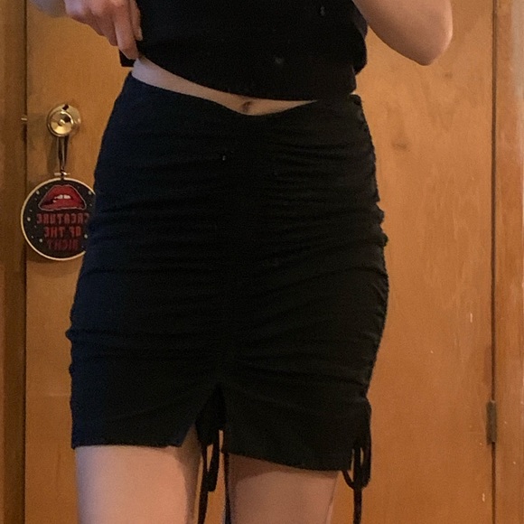 Ruched black Cider mini skirt - Picture 3 of 4